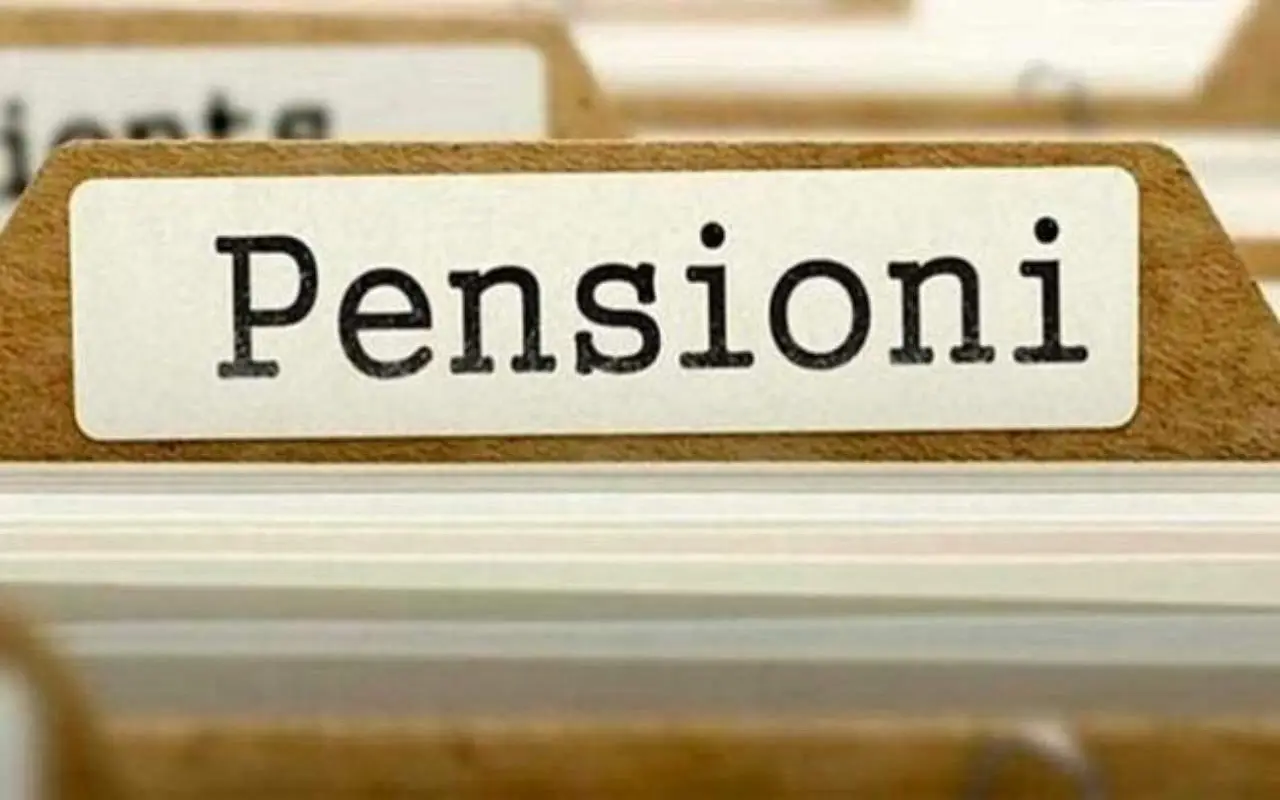 Ritirarsi dal lavoro con 25 anni di contributi: scopri i passi da seguire Ritirarsi dal lavoro con 25 anni di contributi: scopri i passi da seguire