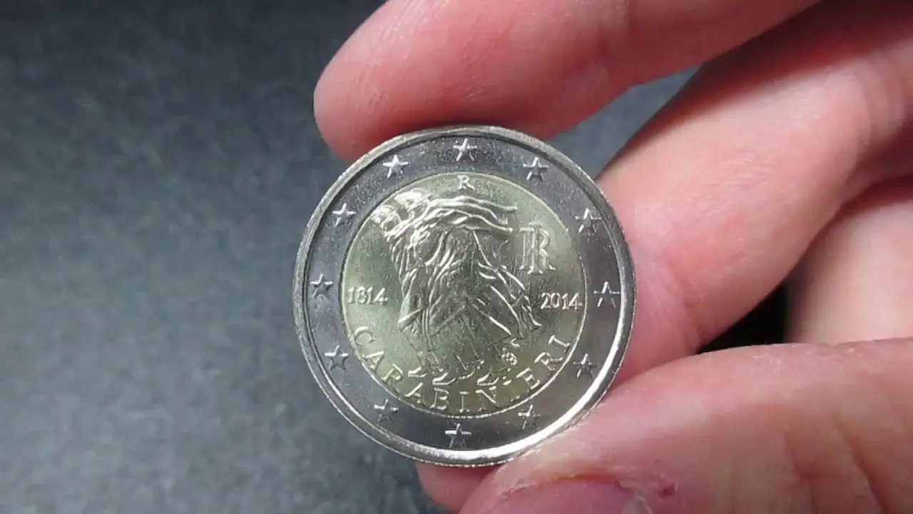 Se trovi i due euro con i Carabinieri diventi ricco: ecco perché Se trovi i due euro con i Carabinieri diventi ricco: ecco perché
