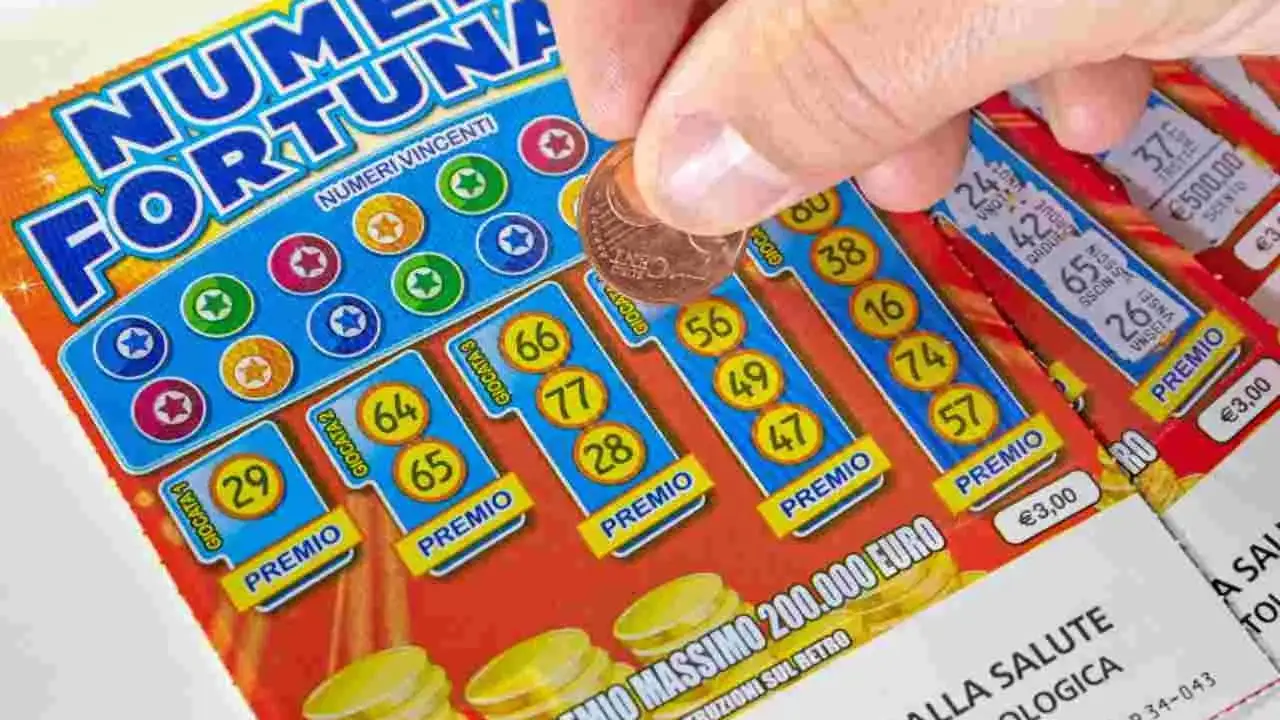 Trucco per vincere sempre ai Gratta e Vinci: ecco come funziona Trucco per vincere sempre ai Gratta e Vinci: ecco come funziona